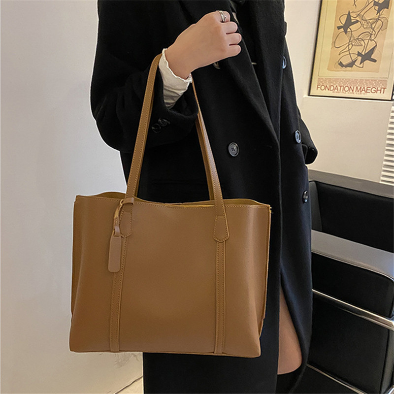 Klasik Siyah Suni Deri Tote Ça - Leatherworking Classic incelemesi ve fiyatı